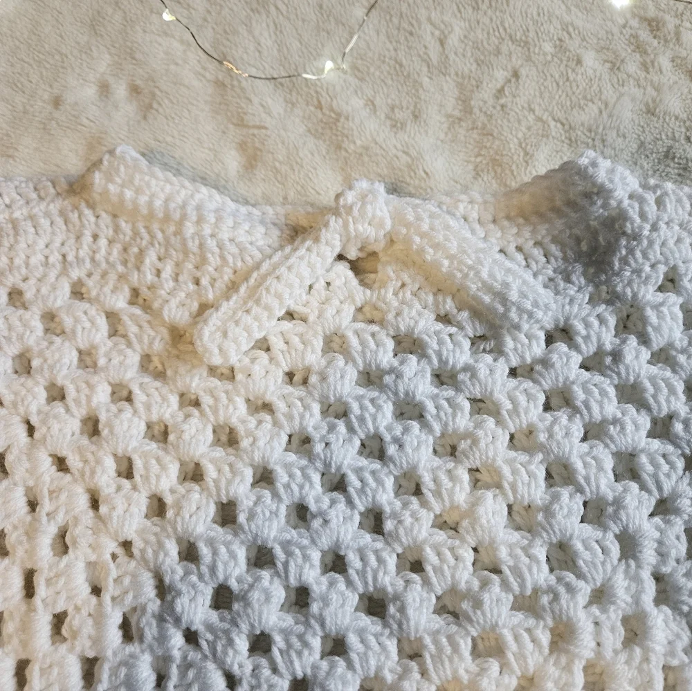 White Crochet Vest with Tie Sides - Picture 4 of 5